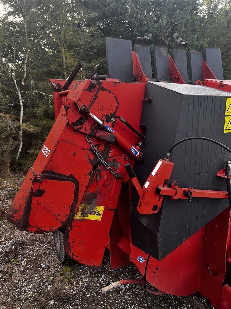 Einstreutechnik tip Kuhn Primor 3560, Gebrauchtmaschine in Slangerup (Poză 5)