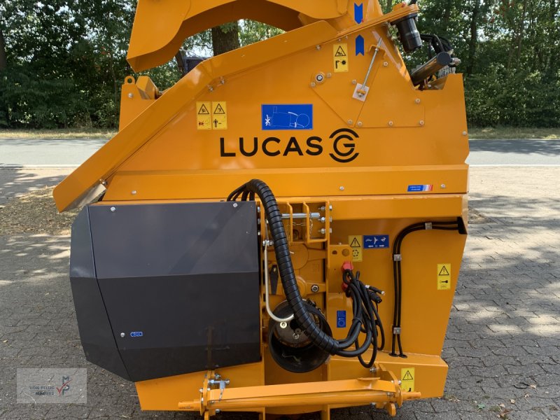 Einstreutechnik van het type Lucas Castor 20, Neumaschine in Königsmoor