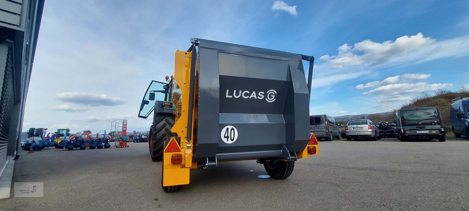 Einstreutechnik van het type Lucas Castor+ 30 R, Neumaschine in Mahlberg-Orschweier (Foto 14)