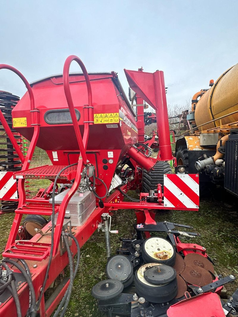 Einzelkornsägerät Türe ait Horsch Horsch Maistro 12 CC, Gebrauchtmaschine içinde Gadebusch (resim 1)