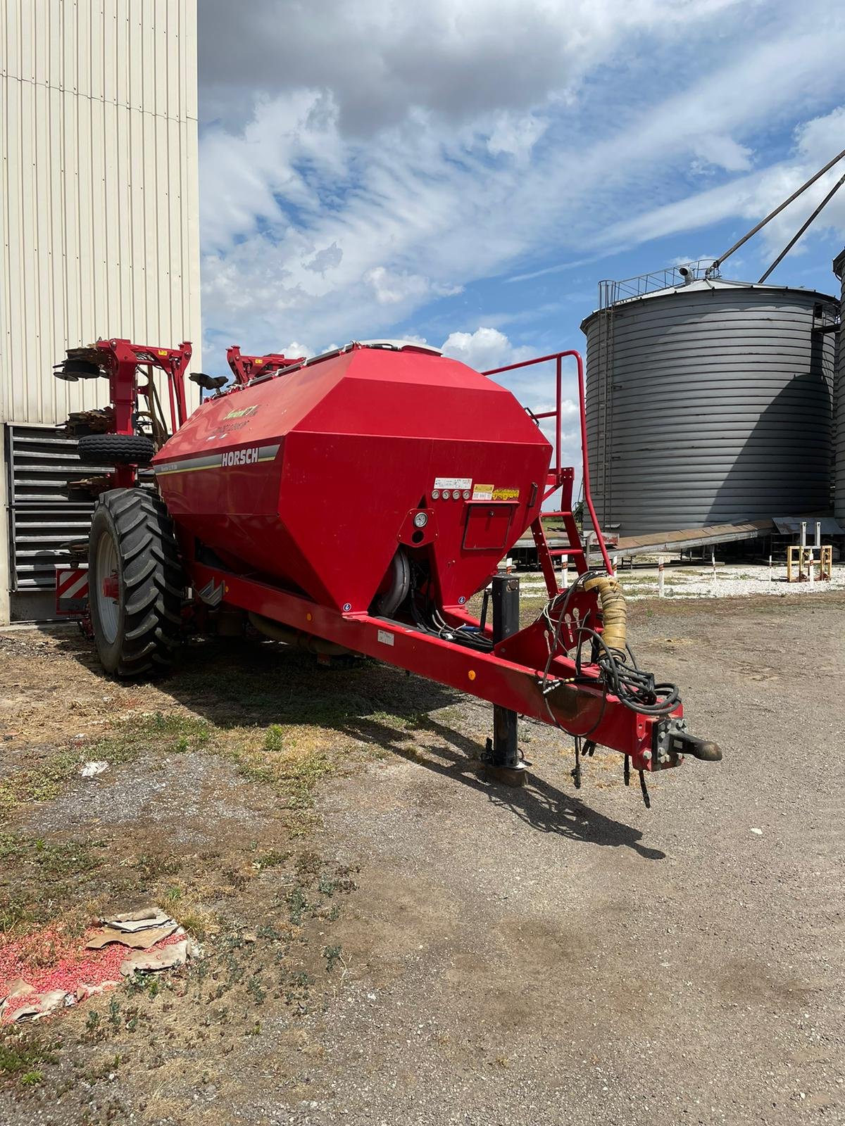 Einzelkornsägerät del tipo Horsch Maestro 12.75 SW, Gebrauchtmaschine en Nitra (Imagen 3)