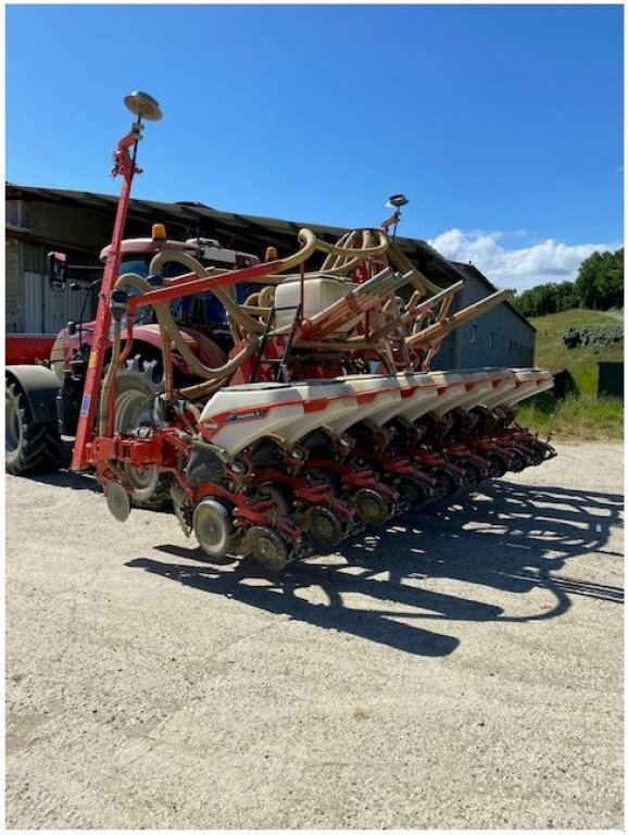 Einzelkornsägerät del tipo Kuhn MAXIMA 3E, Gebrauchtmaschine en LOMBEZ (Imagen 3)