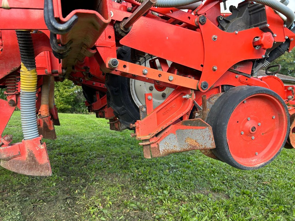 Einzelkornsägerät du type Kuhn Maxima, Gebrauchtmaschine en Val Mont (Photo 5)