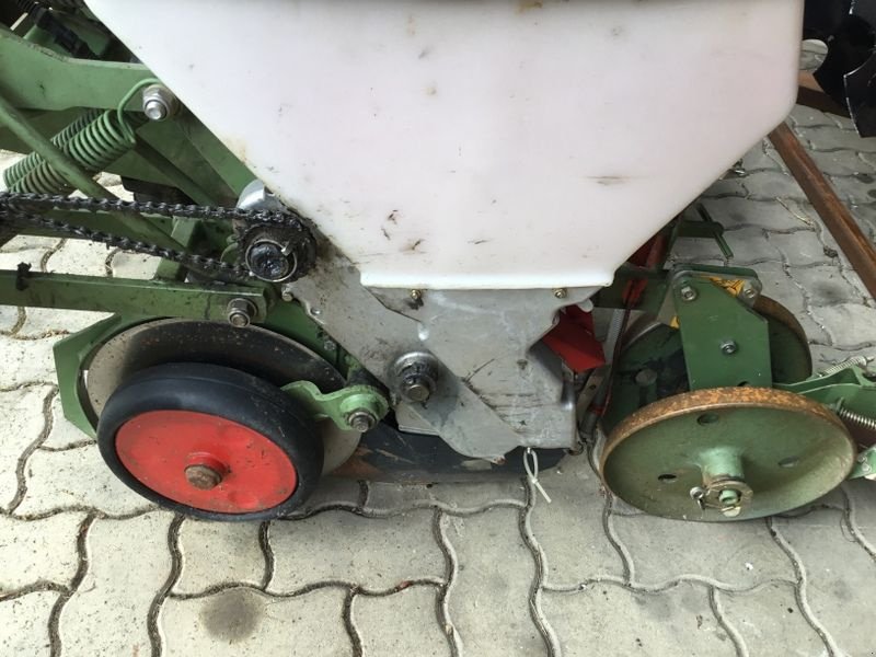 Einzelkornsägerät del tipo Kuhn PL2, Gebrauchtmaschine en Straden (Imagen 4)