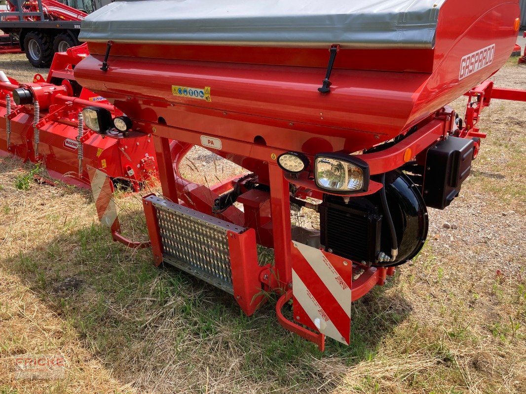 Einzelkornsägerät van het type Maschio Chrono 508 8-reihig + Fronttank PA1, Neumaschine in Bockel - Gyhum (Foto 15)