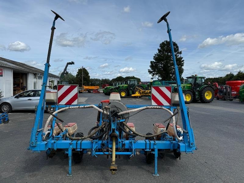 Einzelkornsägerät tip Monosem 6 RANGS, Gebrauchtmaschine in Wargnies Le Grand (Poză 2)