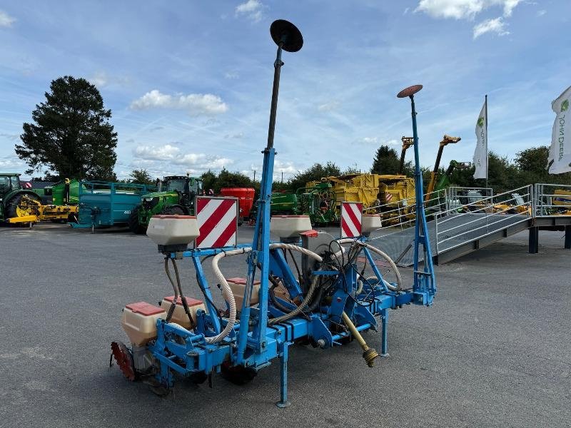 Einzelkornsägerät tip Monosem 6 RANGS, Gebrauchtmaschine in Wargnies Le Grand (Poză 3)