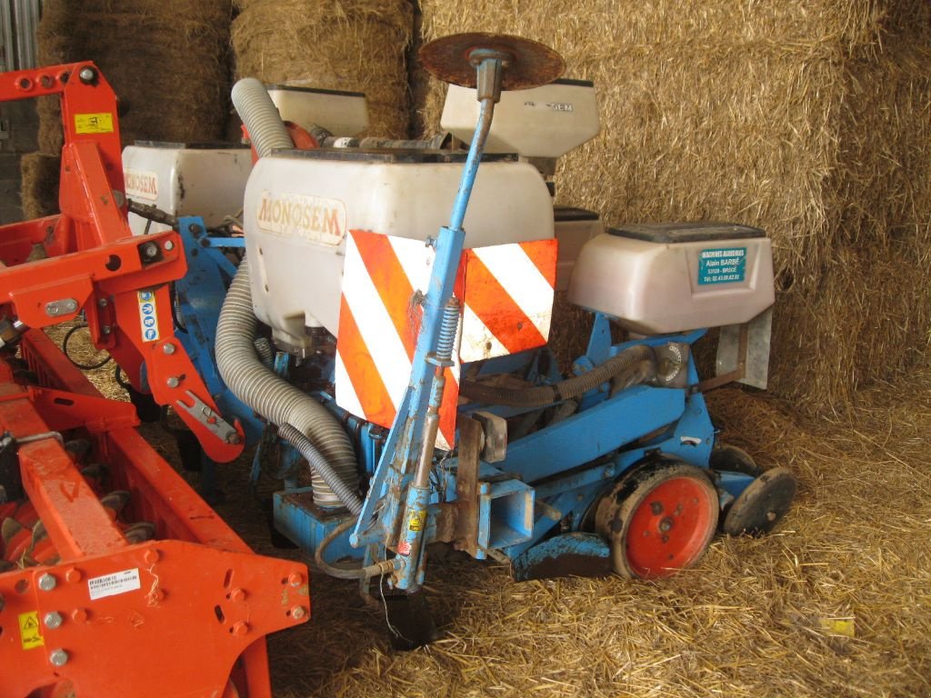 Einzelkornsägerät van het type Monosem NG Plus 2 - 4 rangs, Gebrauchtmaschine in BRECE (Foto 2)