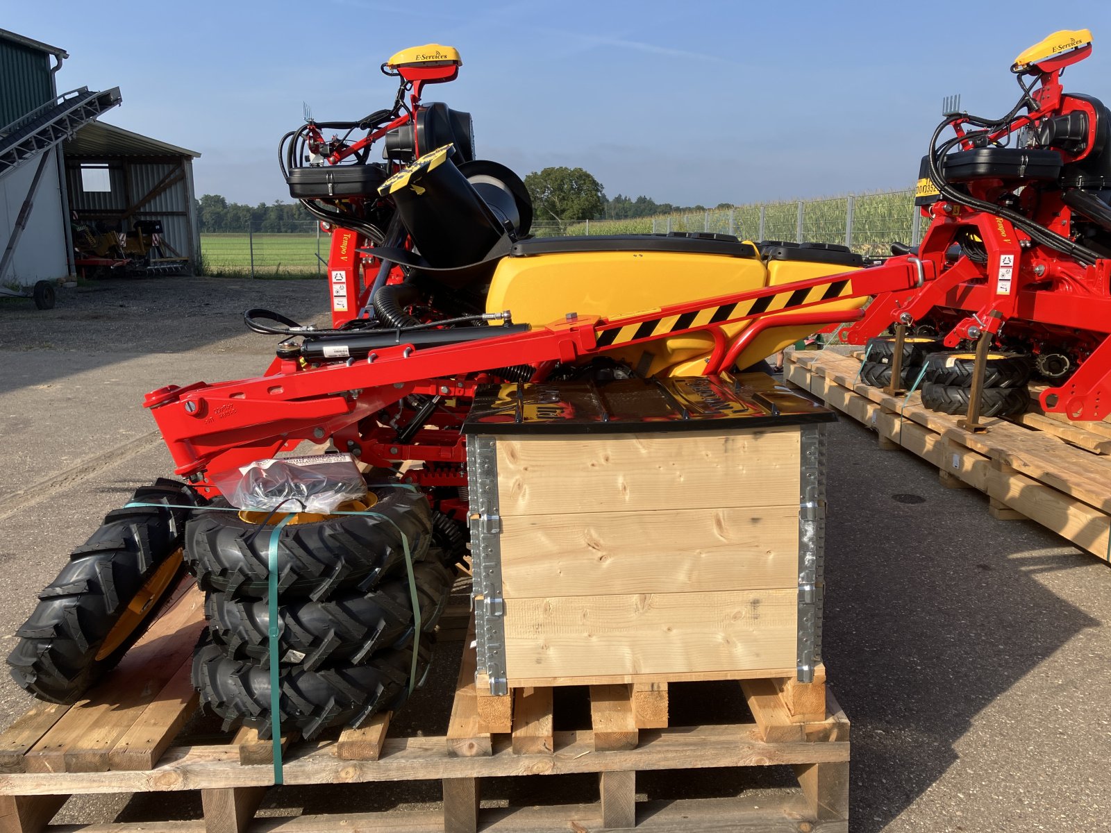 Einzelkornsägerät des Typs Väderstad Tempo TPV 12, Neumaschine in Rheinhausen (Bild 5)