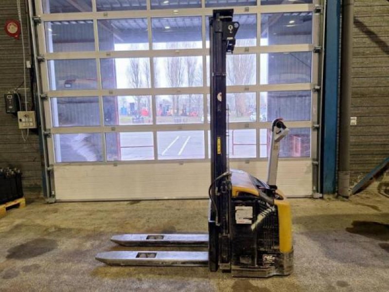 Elektrostapler tipa Caterpillar NSP16N, Gebrauchtmaschine u senlis (Slika 9)