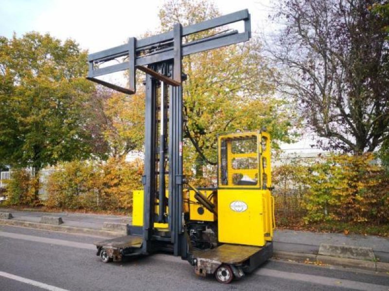 Elektrostapler des Typs Combilift C3000EST, Gebrauchtmaschine in senlis (Bild 2)