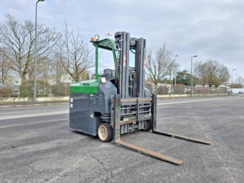 Elektrostapler tip Combilift CBE2500, Gebrauchtmaschine in senlis (Poză 1)