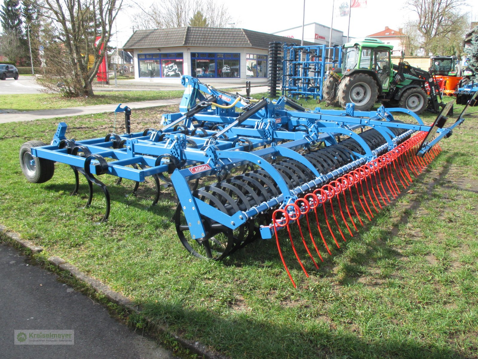 Federzinkengrubber van het type Agripol Kobalt 600 mit umfangreicher Ausstattung, Neumaschine in Feuchtwangen (Foto 8)