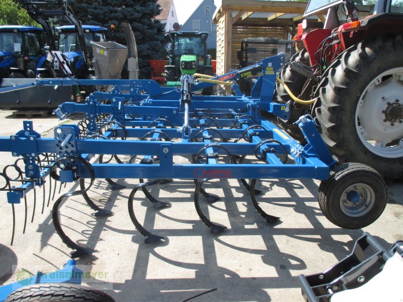 Federzinkengrubber van het type Agripol Leichtgrubber Kobalt 500 ohne Walzen, mit Striegel, Stützrädern und Beleuchtung, Neumaschine in Feuchtwangen (Foto 1)