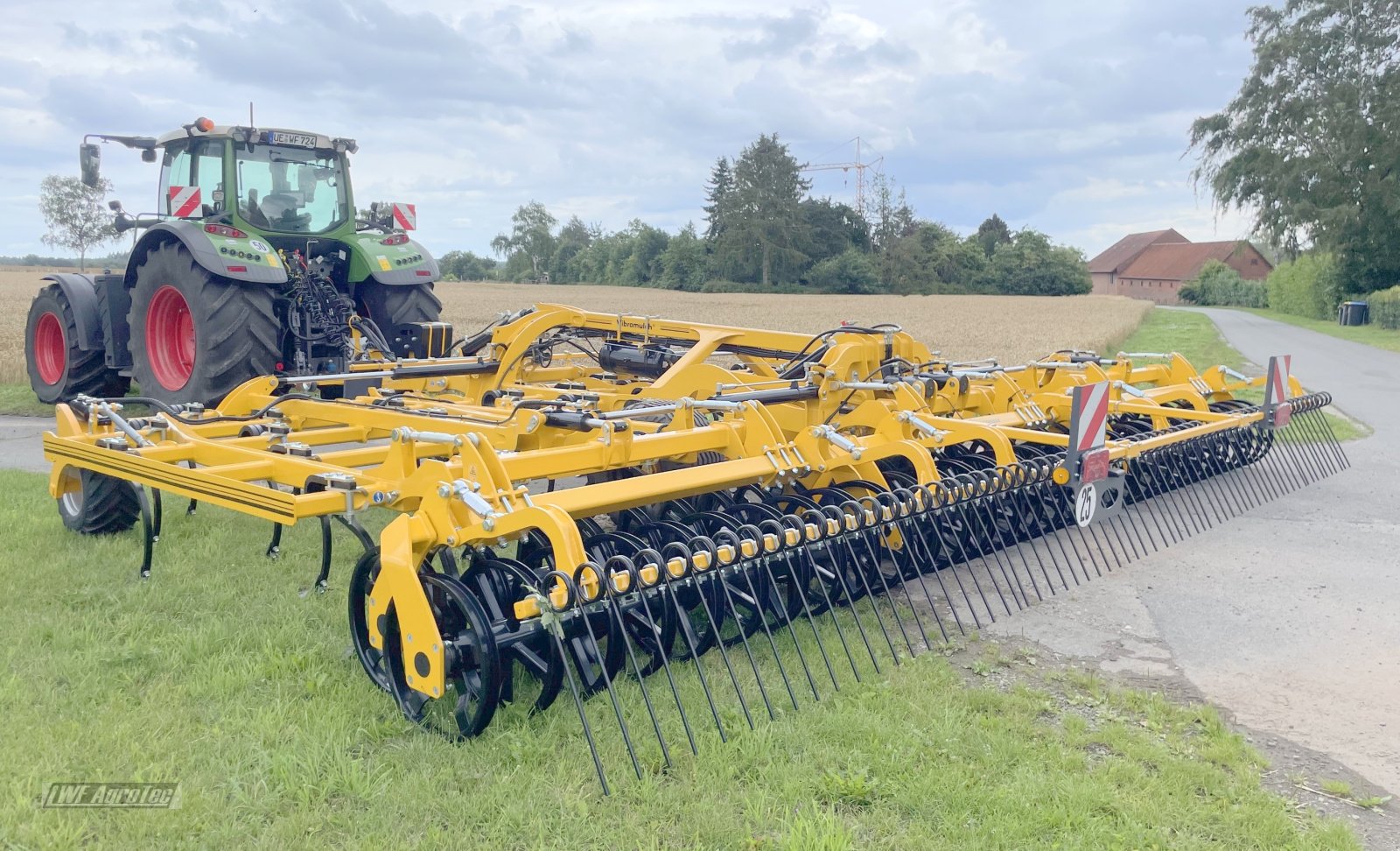 Federzinkengrubber Türe ait Agrisem Vibromulch, Neumaschine içinde Römstedt (resim 2)