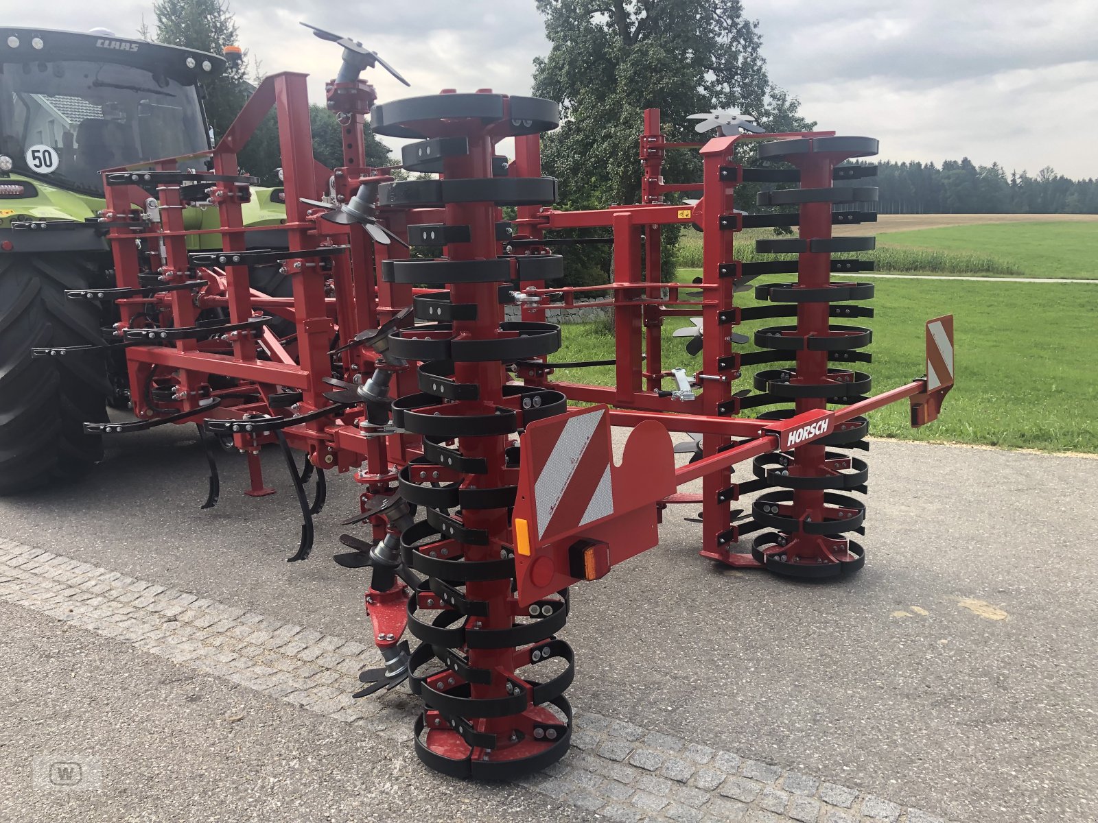 Federzinkengrubber of the type Horsch Cruiser 4 SL, Neumaschine in Zell an der Pram (Picture 23)