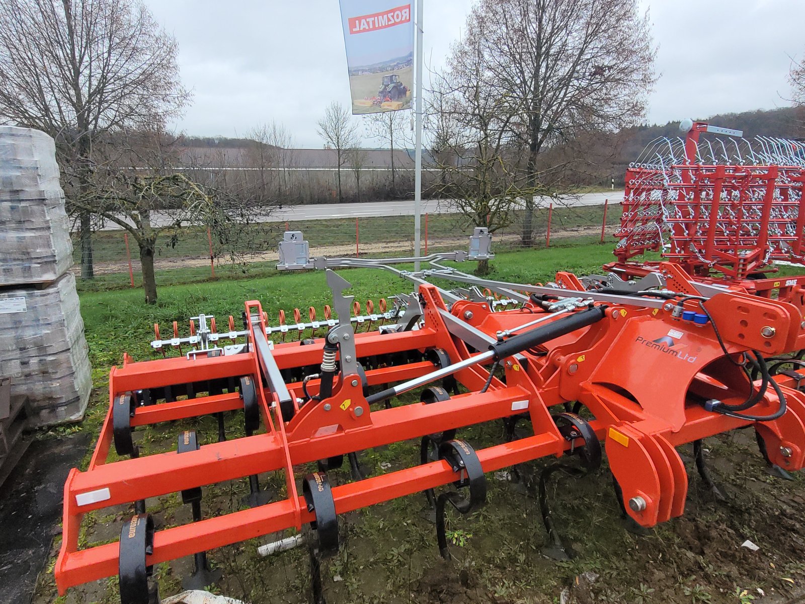 Federzinkengrubber Türe ait Premium Ltd Horen 500, Neumaschine içinde Treuchtlingen (resim 3)