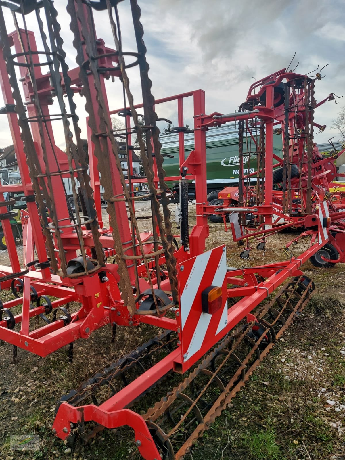 Federzinkengrubber des Typs Siptec Vibro Pro 600, Gebrauchtmaschine in Pegnitz-Bronn (Bild 6)