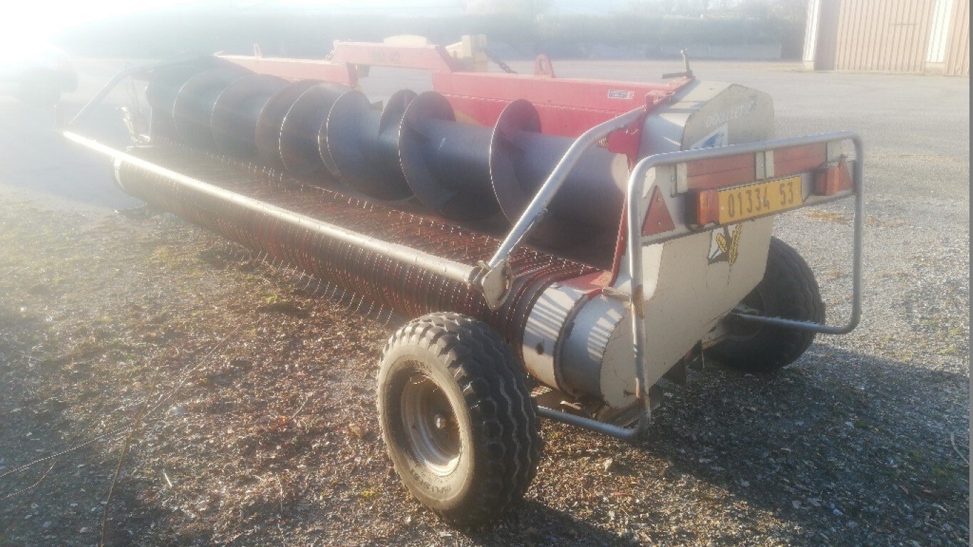 Feldhäcksler Pick-up of the type Access Motor BM42, Gebrauchtmaschine in Maresché (Picture 11)