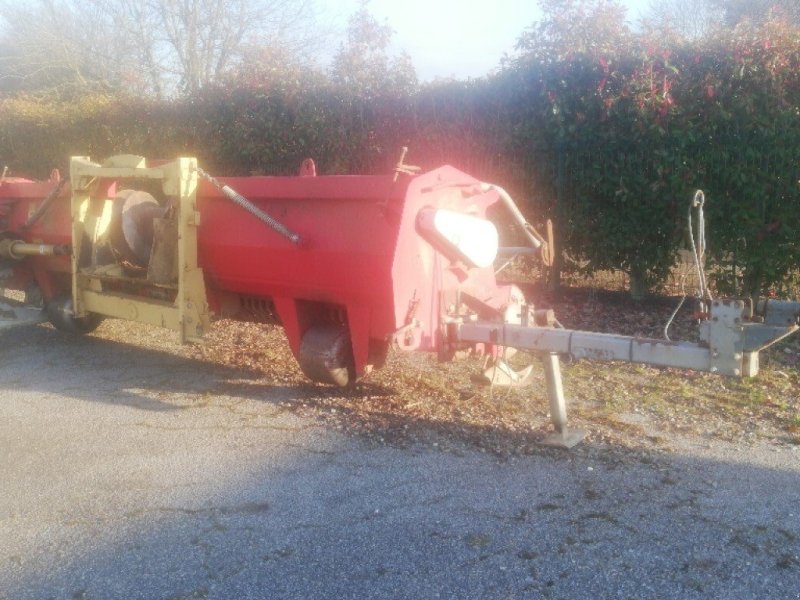 Feldhäcksler Pick-up от тип Blocher-Motor BM42, Gebrauchtmaschine в Maresché (Снимка 1)