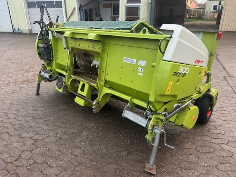 Feldhäcksler Pick-up des Typs CLAAS PU 300, Gebrauchtmaschine in Neuendettelsau (Bild 1)