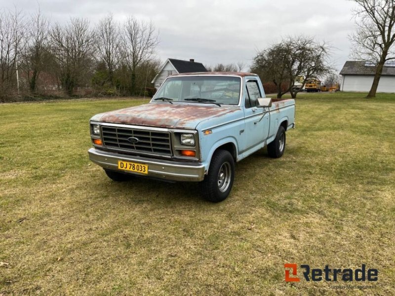 Feldhäcksler Pick-up of the type Ford F 150 V 8 van Oldtimer, Gebrauchtmaschine in Rødovre (Picture 1)