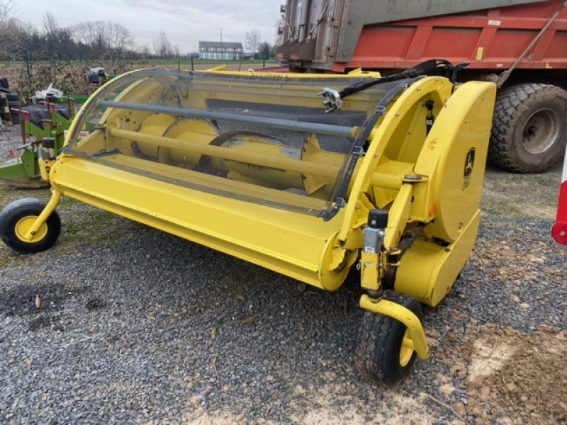 Feldhäcksler Pick-up tip John Deere 639, Gebrauchtmaschine in ESCAUDOEUVRES (Poză 3)