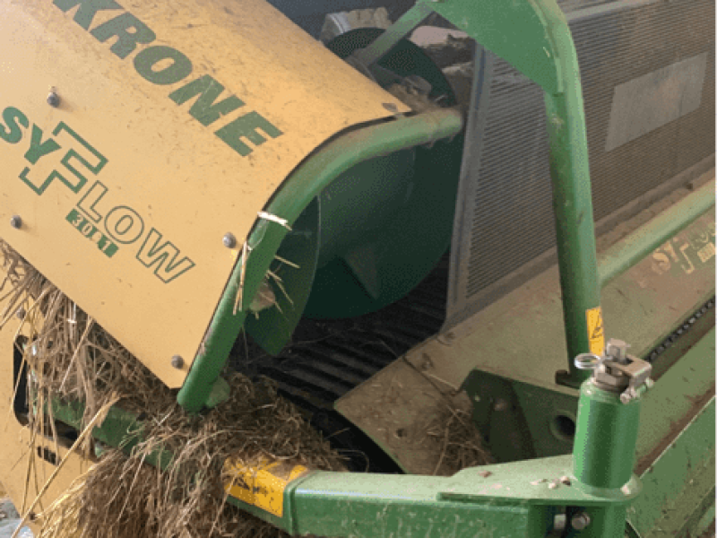 Feldhäcksler Pick-up tip Krone EASY FLOW 300, Gebrauchtmaschine in TREMEUR