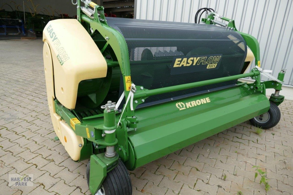 Feldhäcksler Pick-up van het type Krone Easy Flow 300S NEU, Gebrauchtmaschine in Emsbüren (Foto 1)