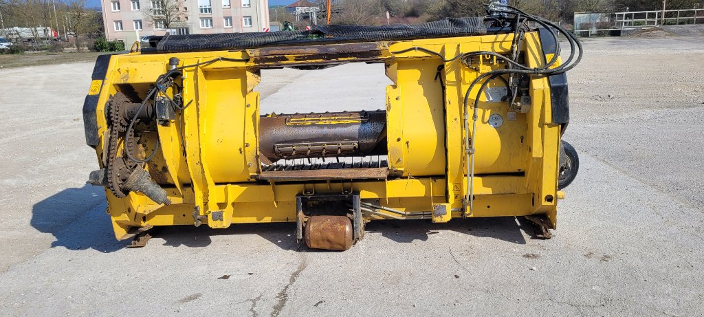 Feldhäcksler Pick-up tip New Holland 270 FPE, Gebrauchtmaschine in Chauvoncourt (Poză 9)