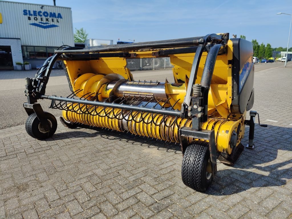 Feldhäcksler Pick-up typu New Holland 273 Gras Pick Up, Gebrauchtmaschine v BOEKEL (Obrázok 1)