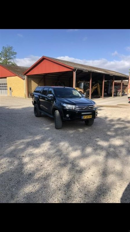 Feldhäcksler Pick-up of the type Toyota Hilux 2,4 D-4D double cab 4X4 Aut. Gear, Gebrauchtmaschine in Glamsbjerg (Picture 2)