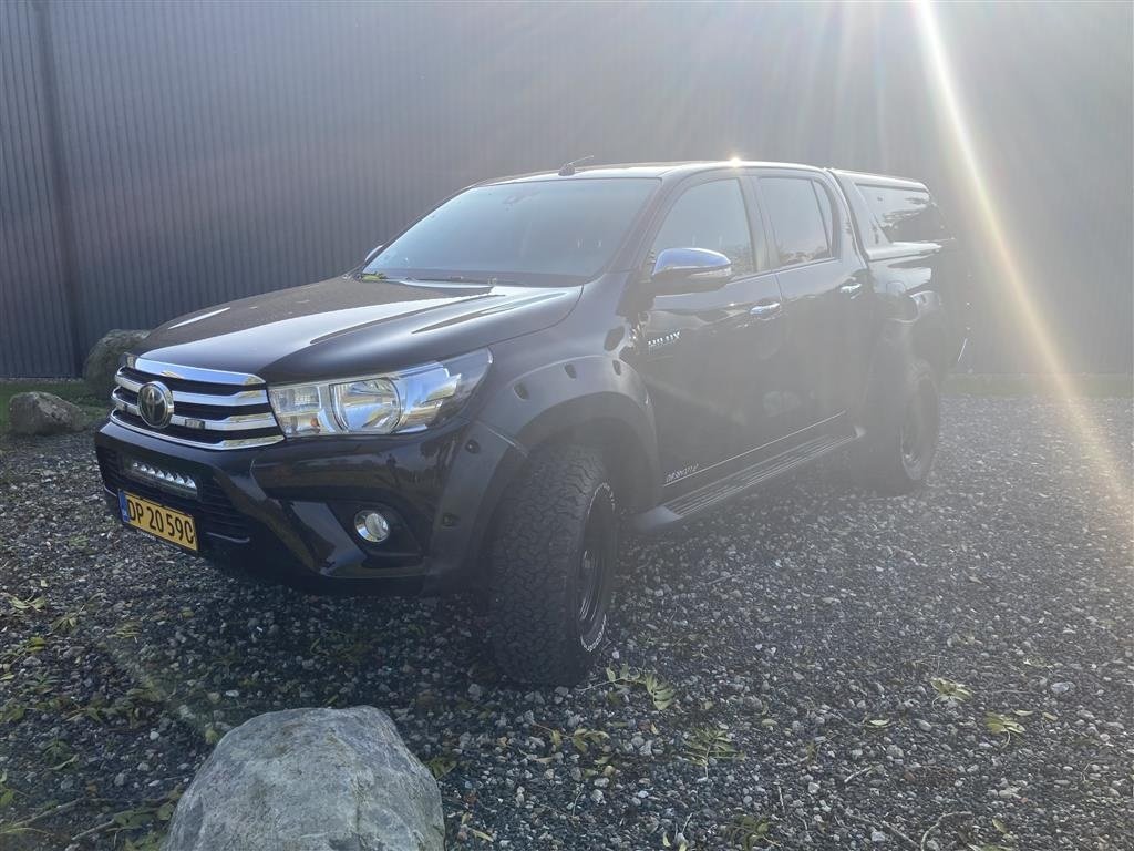 Feldhäcksler Pick-up des Typs Toyota Hilux 2,4 D-4D double cab 4X4 Aut. Gear, Gebrauchtmaschine in Glamsbjerg (Bild 3)