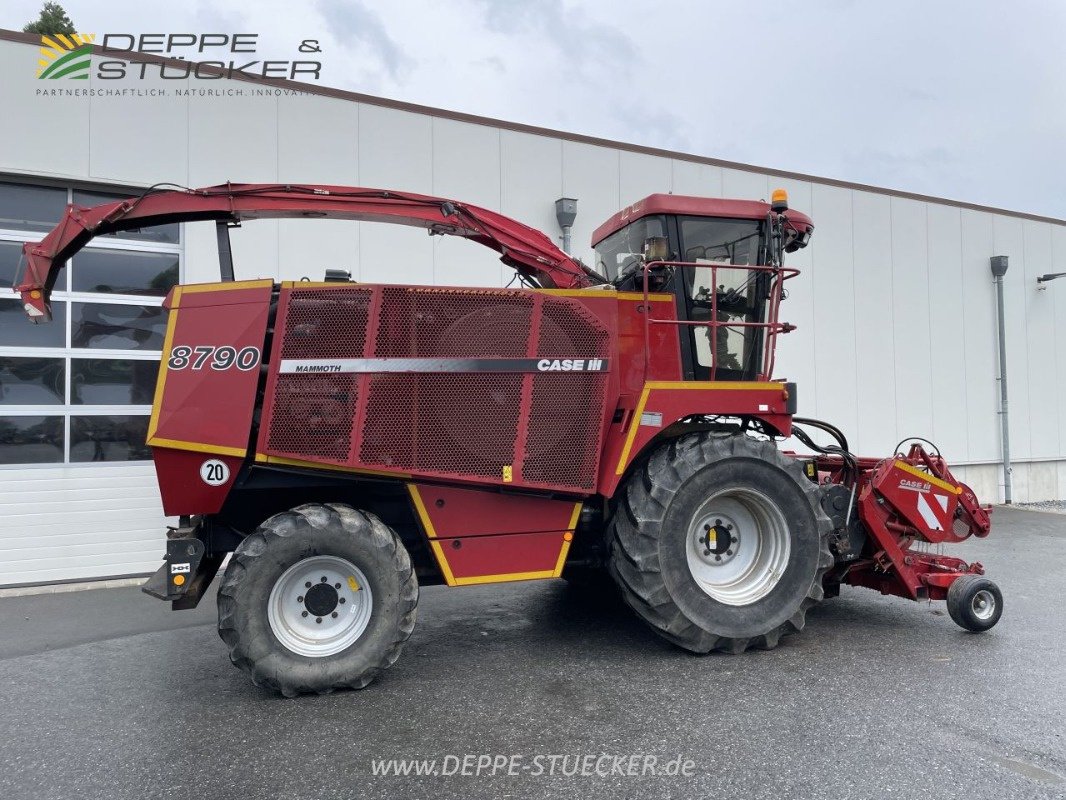 Feldhäcksler типа Case IH 8790, Gebrauchtmaschine в Rietberg (Фотография 4)