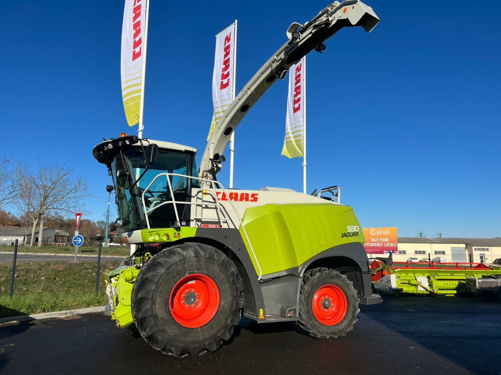 Feldhäcksler типа CLAAS Ensileuse automotrice JAGUAR 930 T4F Claas, Gebrauchtmaschine в L'Isle-en-Dodon (Фотография 1)