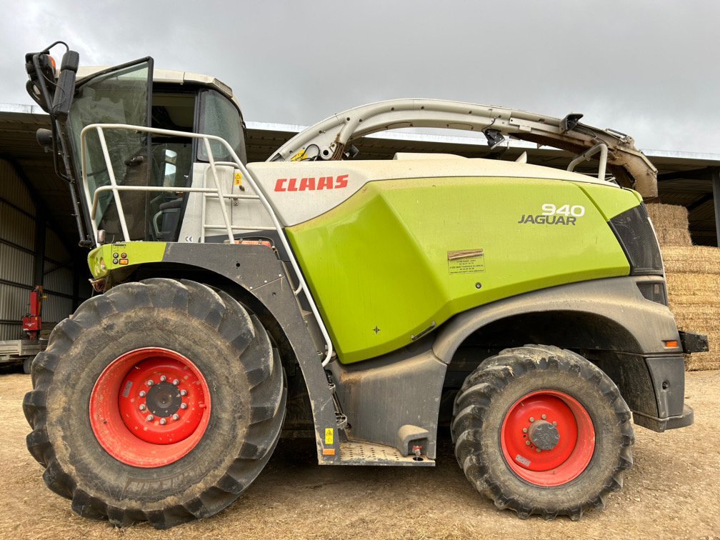 Feldhäcksler van het type CLAAS Ensileuse automotrice JAGUAR 940 T4 Claas, Gebrauchtmaschine in L'Isle-en-Dodon (Foto 4)