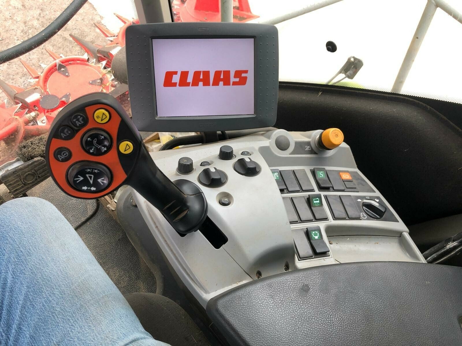 Feldhäcksler za tip CLAAS ENSILEUSE JAGUAR 930, Gebrauchtmaschine u ST CLEMENT DE LA PLACE (Slika 10)