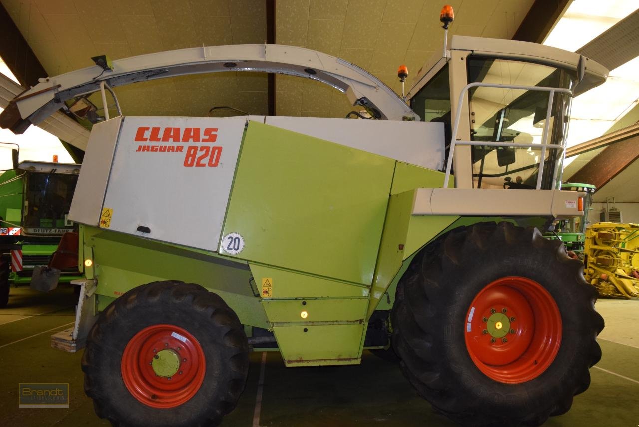 Feldhäcksler tip CLAAS Jaguar 820, Gebrauchtmaschine in Oyten (Poză 1)