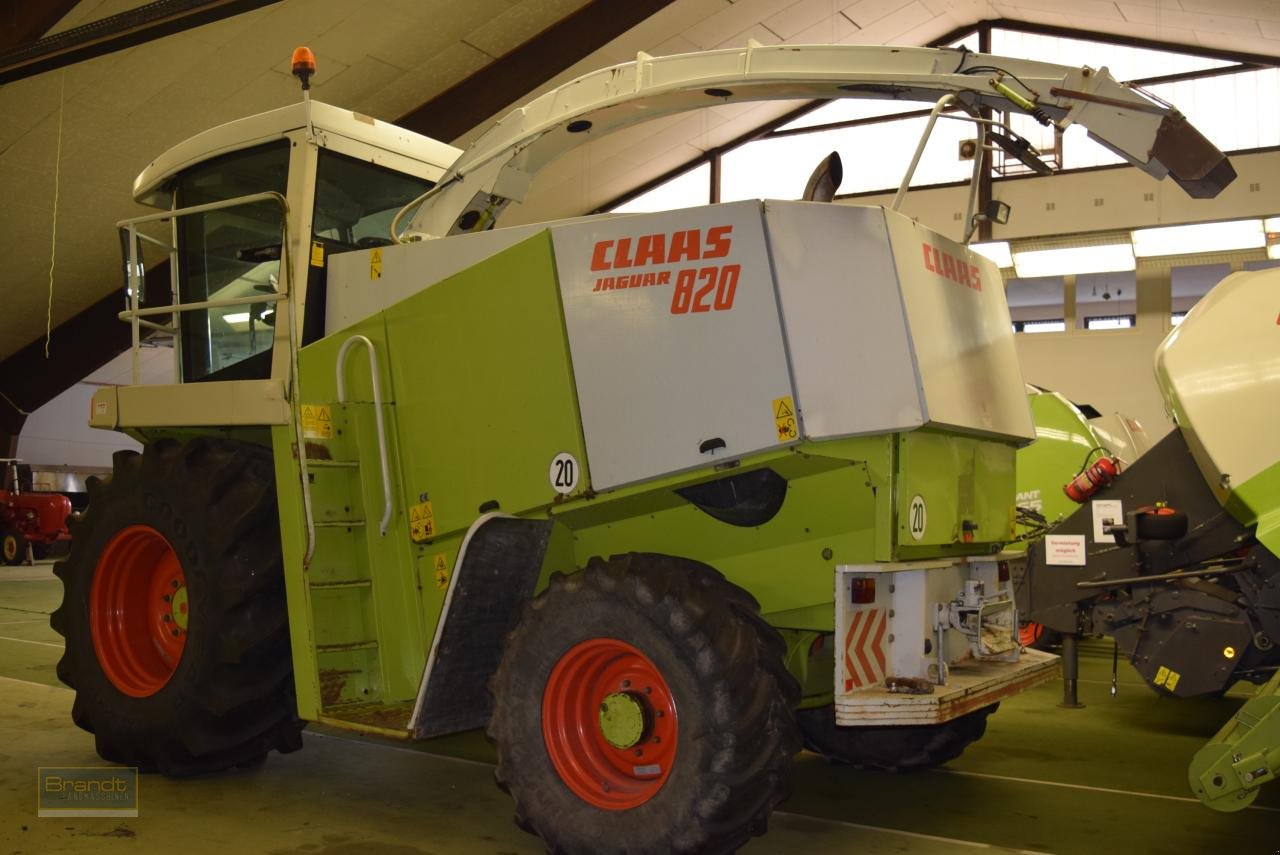 Feldhäcksler typu CLAAS Jaguar 820, Gebrauchtmaschine w Oyten (Zdjęcie 4)