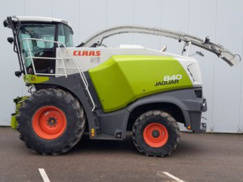 Feldhäcksler of the type CLAAS JAGUAR 840 T4F, Gebrauchtmaschine in Belleville sur Meuse (Picture 1)