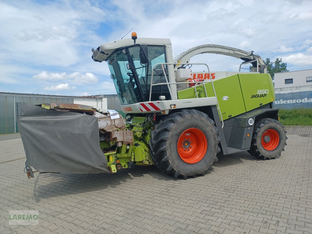 Feldhäcksler van het type CLAAS JAGUAR 850 SPEEDSTAR - 4-trac, Gebrauchtmaschine in Langenwetzendorf (Foto 1)