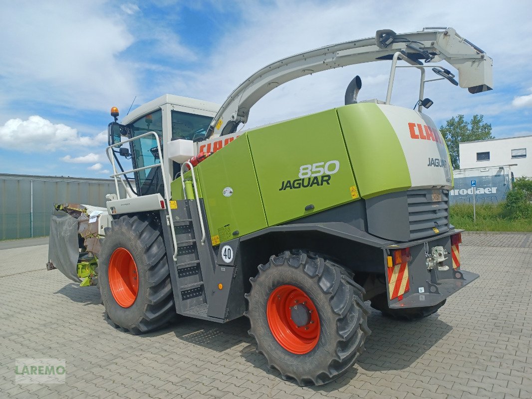 Feldhäcksler des Typs CLAAS JAGUAR 850 SPEEDSTAR - 4-trac, Gebrauchtmaschine in Langenwetzendorf (Bild 3)