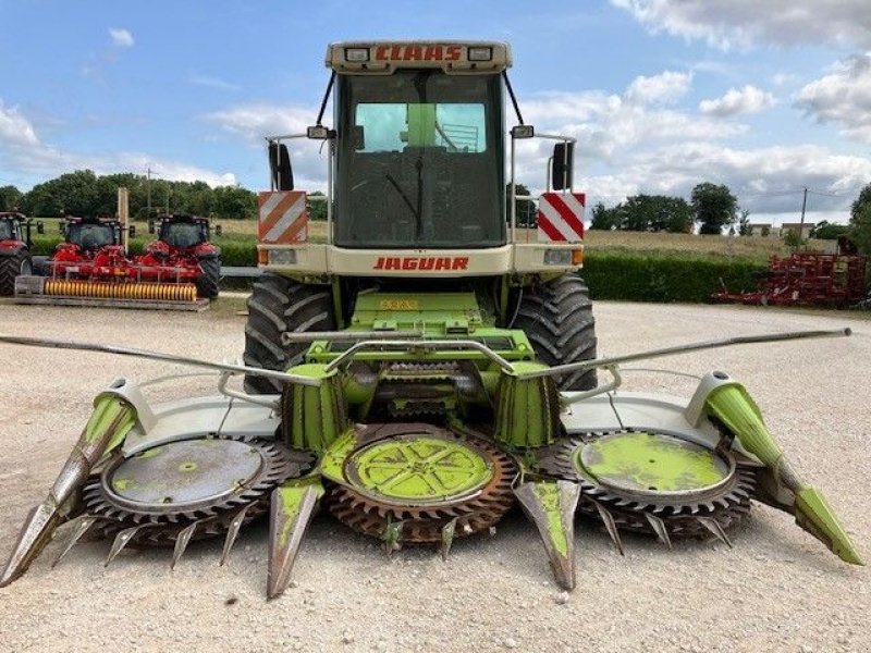 Feldhäcksler typu CLAAS JAGUAR 860, Gebrauchtmaschine w ANDELOT (Zdjęcie 4)