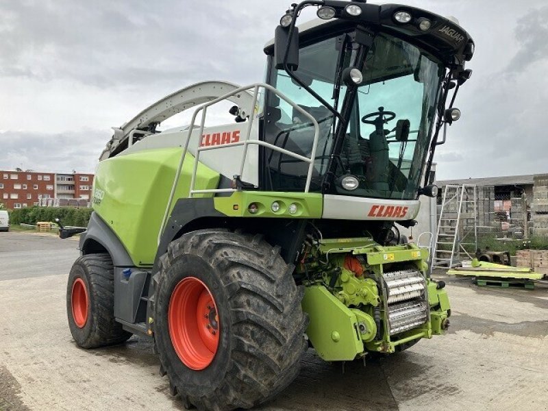 Feldhäcksler of the type CLAAS JAGUAR 860, Gebrauchtmaschine in Feurs (Picture 1)