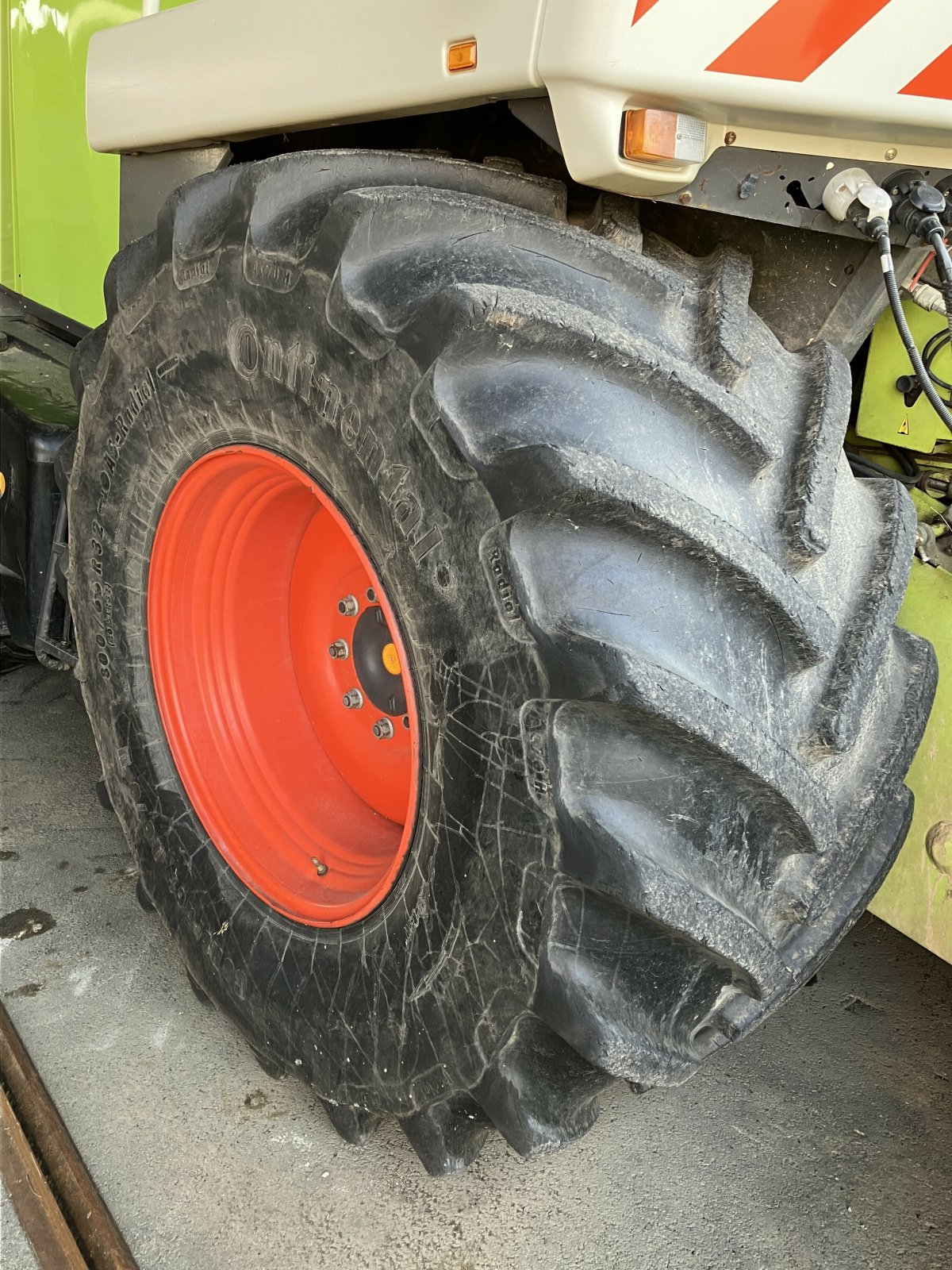 Feldhäcksler van het type CLAAS JAGUAR 870 2RM, Gebrauchtmaschine in BLENDECQUES (Foto 10)