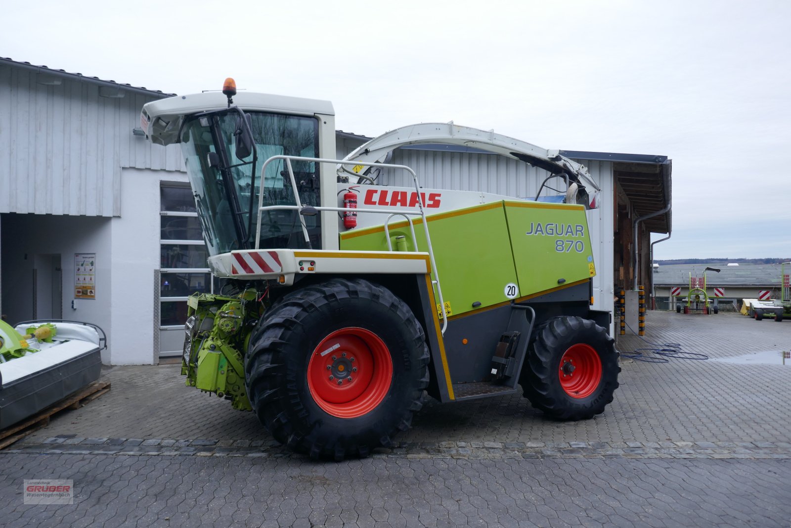 Feldhäcksler des Typs CLAAS Jaguar 870, Gebrauchtmaschine in Dorfen (Bild 1)