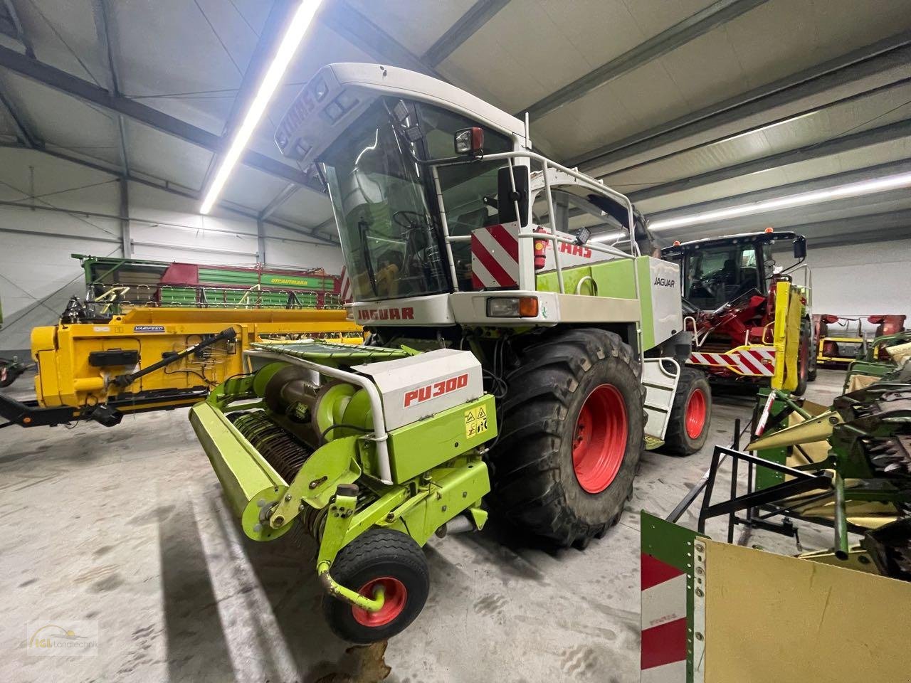 Feldhäcksler tip CLAAS Jaguar 880, Gebrauchtmaschine in Pfreimd (Poză 1)