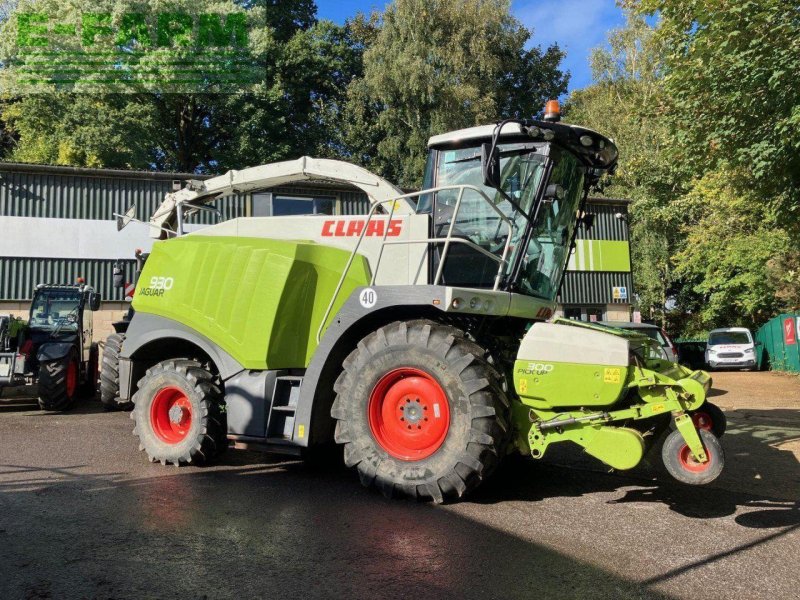 Feldhäcksler типа CLAAS JAGUAR 930 4WD, Gebrauchtmaschine в PETWORTH (Фотография 1)