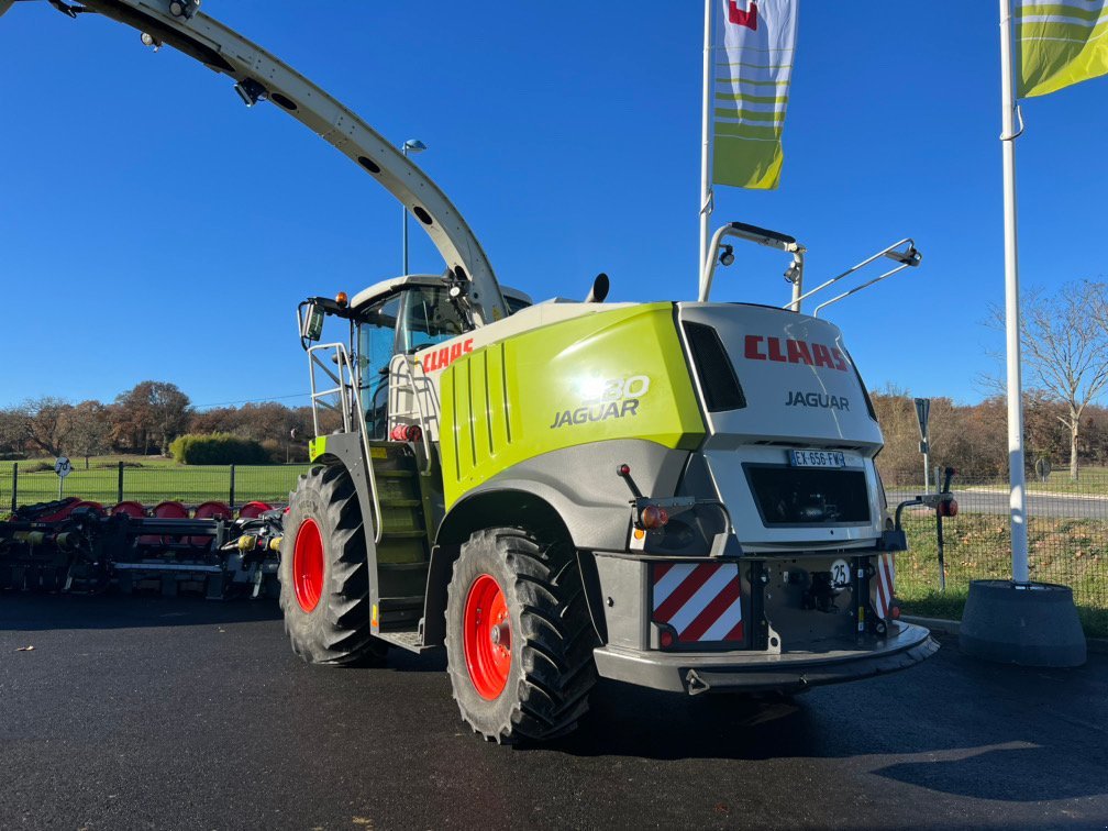 Feldhäcksler des Typs CLAAS JAGUAR 930 T4F, Gebrauchtmaschine in L'Isle-en-Dodon (Bild 4)