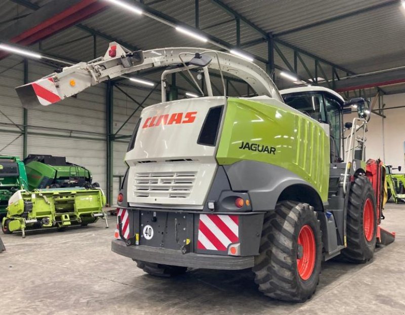 Feldhäcksler van het type CLAAS JAGUAR 950 T4i, Gebrauchtmaschine in Hockenheim (Foto 5)